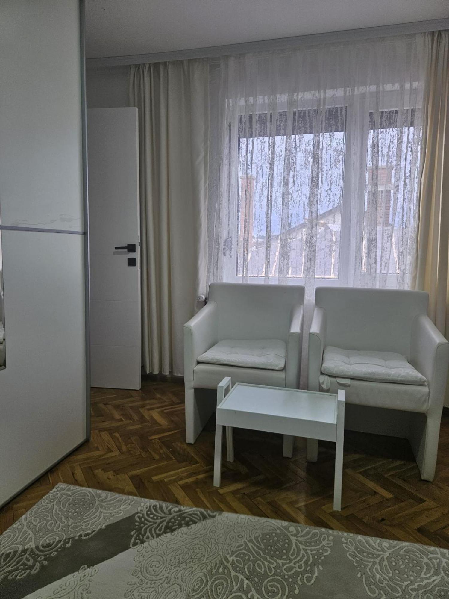 Vila Petunija Sjenica Δωμάτιο φωτογραφία